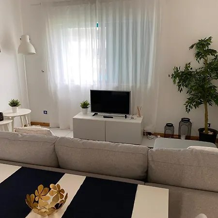 Lovely And Cozy Quiaios 1 Bed 公寓 Praia de Quiaos