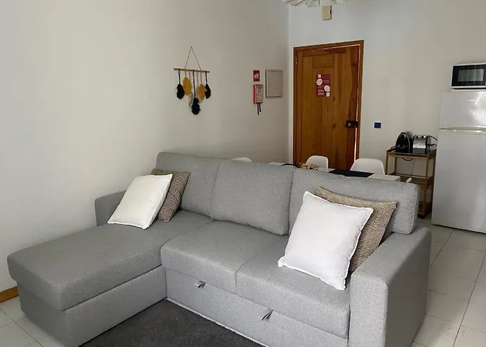 Lovely And Cozy Quiaios 1 Bed Praia de Quiaos